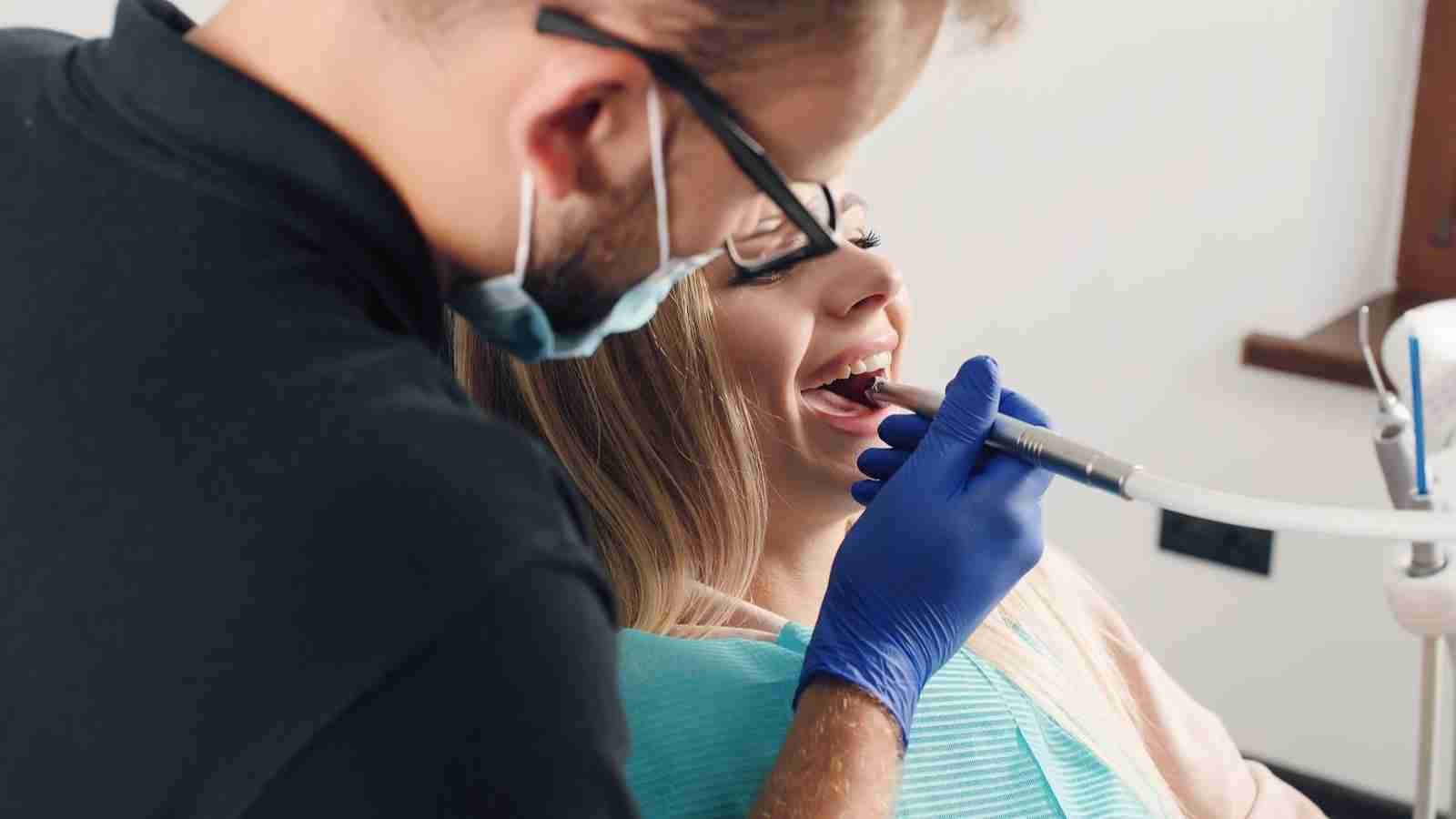 Best Teeth Whitening Dentists In Auckland